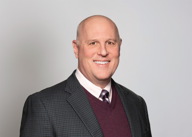 Headshot of Jeff Simpson